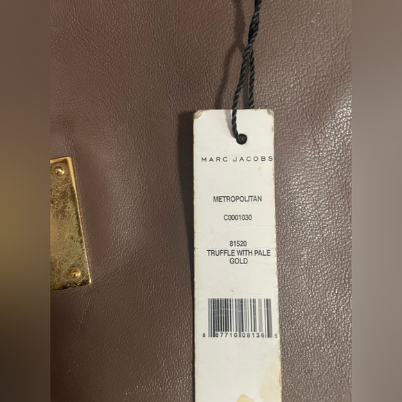Marc Jacobs taupe handbag w/tags - Picture 7 of 17